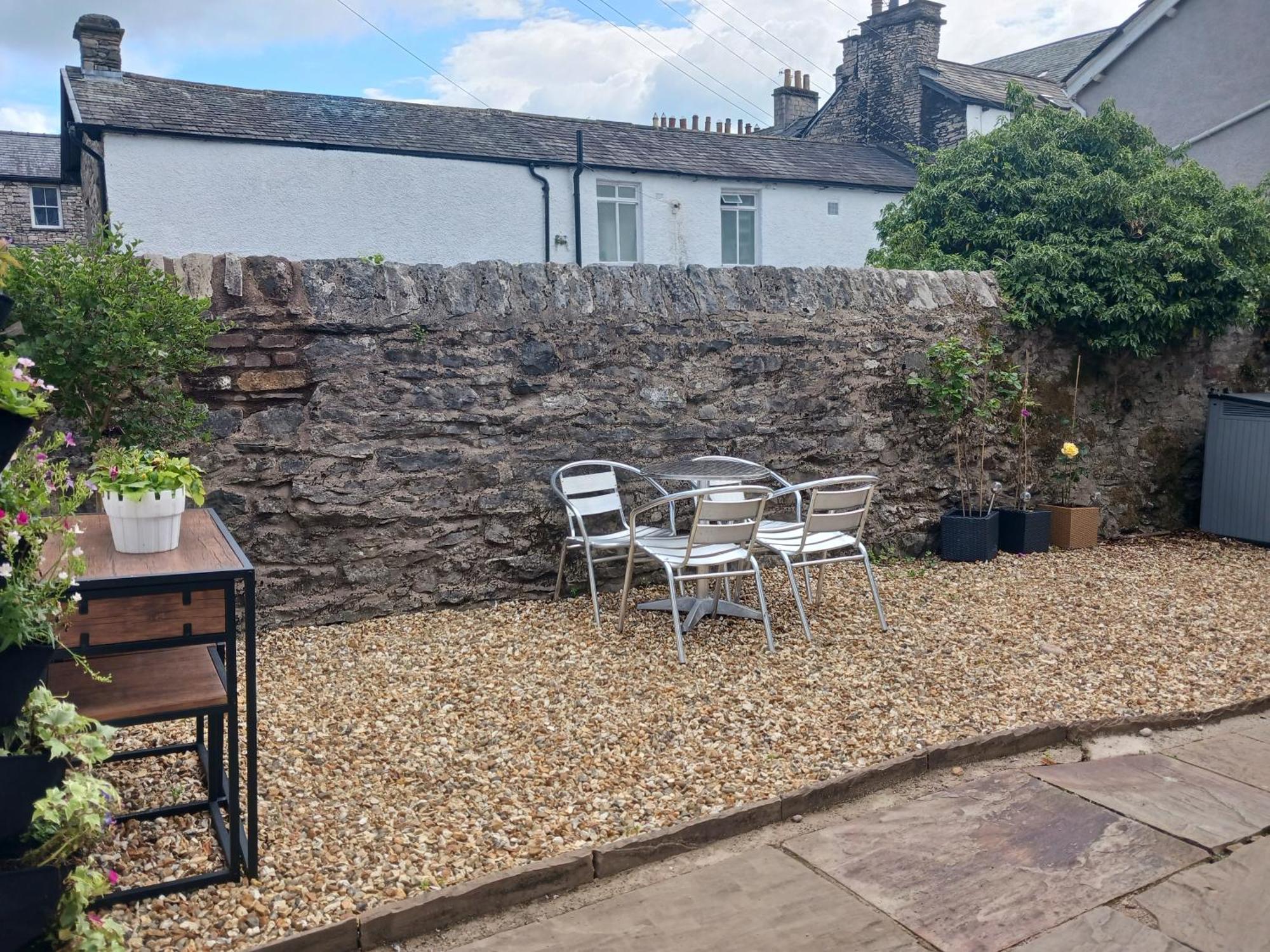Arthurs Cottage -Charming Courtyard Cottage In The Heart Of Kendal, The Lake District Экстерьер фото